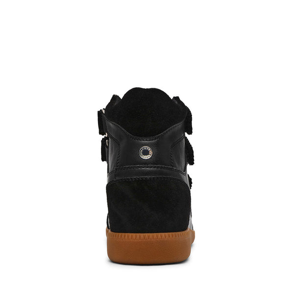 Mustang Sneaker Black Suede